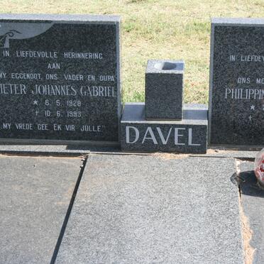 DAVEL Pieter Johannes Gabriel 1928-1993 &amp; Philippina Elizabeth 1931-