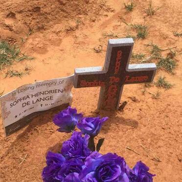 LANGE Sophia Hendriena, de 1969-2018