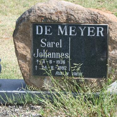 MEYER Sarel Johannes, de 1936-1992