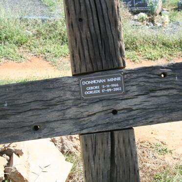 MINNIE Donnovan 1966-2002