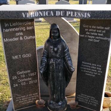 PLESSIS Veronica, du 1957-2012