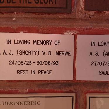 MERWE W.A.J., v.d. 1923-1993 :: PIETERSE A.S. 1932-2003