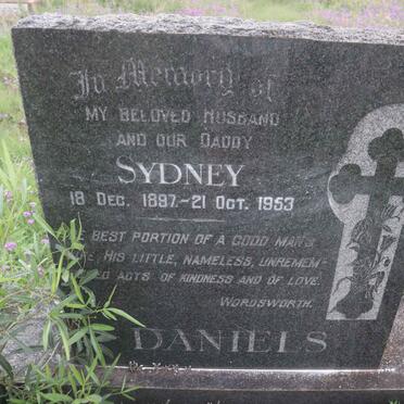 DANIELS Sydney 1897-1953 &amp; Elsie Helen 1903-1969