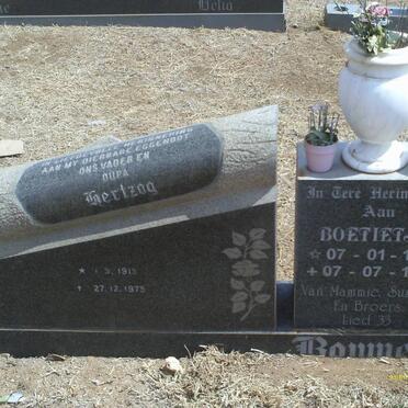 BOMNER Hertzog 1915-1975 :: BOMNER Boetietjie 1953-1996 :: BOMNER Anna H. 1917-2003 