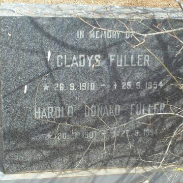 F - Vanne :: Surnames - F