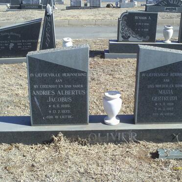 OLIVIER Andries Albertus Jacobus 1899-1973 &amp; Maria Gertruida 1904-1987