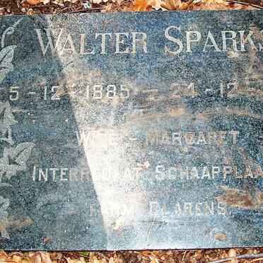 Free State, BETHLEHEM district, Clarens, Craigrossie 1422, farm cemetery