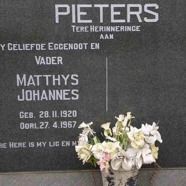 PIETERS Matthys Johannes 1920-1967