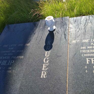 KRUGER Gert Lodewicus Philippus 1911-1993 &amp; Frederika Jacoba VAN ZYL 1928-2008 