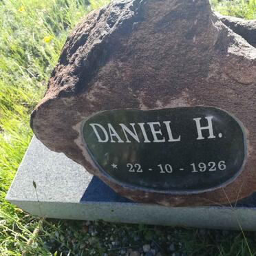 NIEWENHUIZEN Daniel H. 1926- &amp; Martha S. 1929-1996