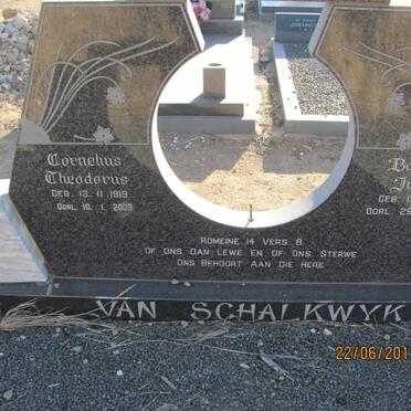 SCHALKWYK Cornelius Theodorus, van 1919-2009 &amp; Barbara Irene 1931-1987