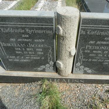 STRAUSS Herculaas Jacobus 1886-1969 &amp; Petronella J. NAUDÉ 1890-1958