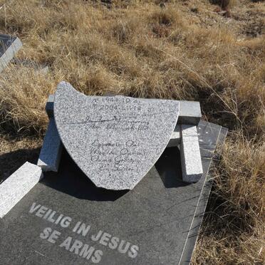 GILIOMEE Dorothea Magdalena 1944-2004 _1