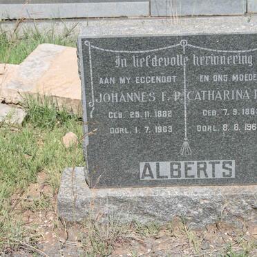 ALBERTS Johannes F.P. 1882-1963 &amp; Catharina P.D. 1883-1969