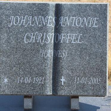 LOMBARD Johannes Antonie Christoffel 1921-2005 &amp; Magdalena Elizabeth 1924-