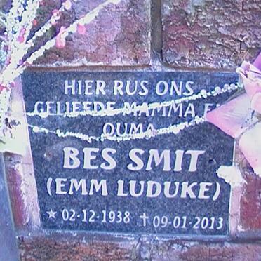 SMIT E.M.M. nee LUDUKE 1938-2013