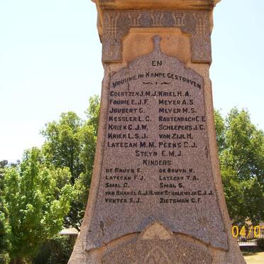 05. Memorial plaque / Gedenkplaat - Vroue en kinders in kampe gesterf