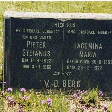BERG Pieter Stefanus, v.d. 1892-1958 &amp; Jacomina Maria OLIVIER 1898-1972