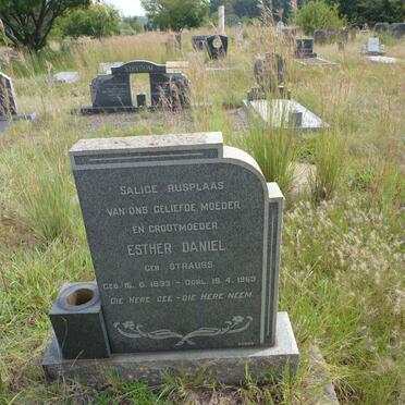 DANIEL Esther nee STRAUSS 1893-1969