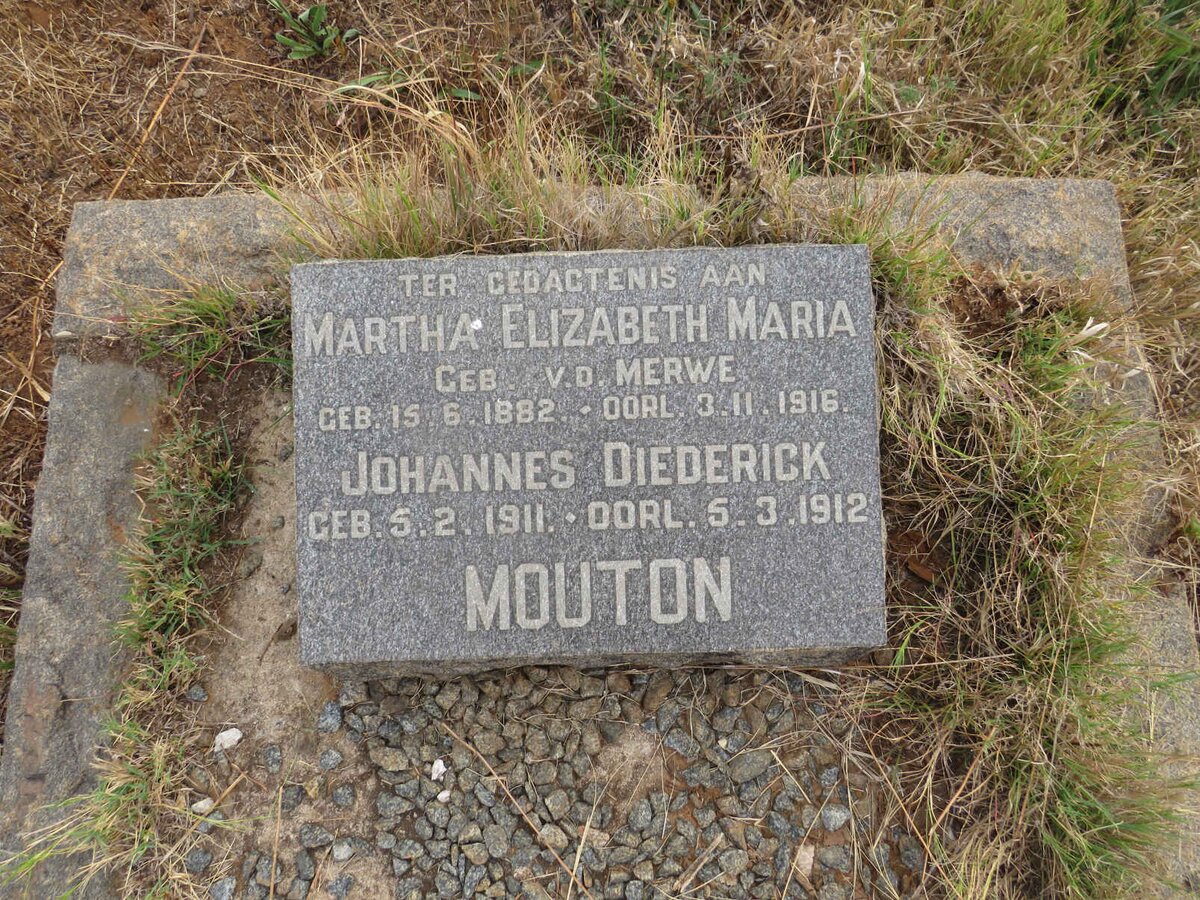 MOUTON Martha Elizabeth Maria nee v.d. MERWE 1882-1916 :: MOUTON Johannes Diederick 1911-1912