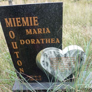 MOUTON Maria Dorathea 1912-1998