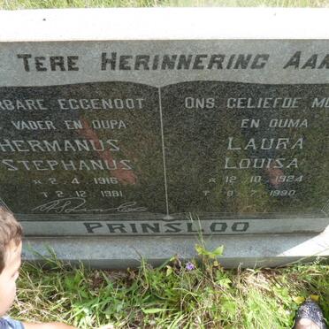 PRINSLOO Hermanus Stephanus 1916-1981 &amp; Laura Louisa 1924-1990