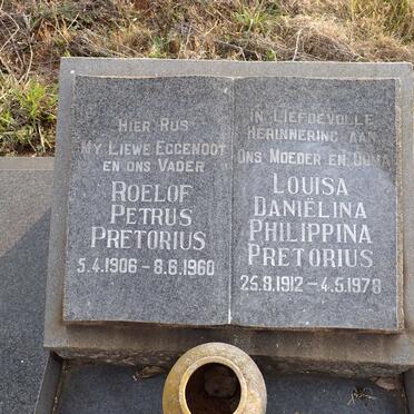 PRETORIUS Roelof Petrus 1906-1960 & Louisa Danielina Philippina 1912-1978