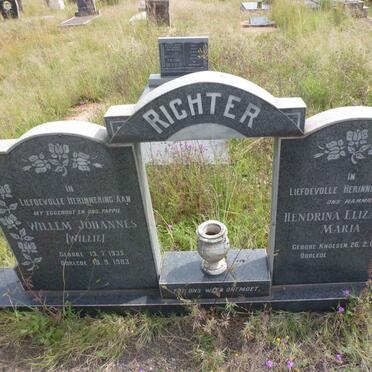 RICHTER Willem Johannes 1935-1983 &amp; Hendrina Elizabeth Maria KNOESEN 1943-