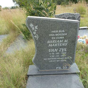 ZYL Miriam M. Martens, van 1928-2001