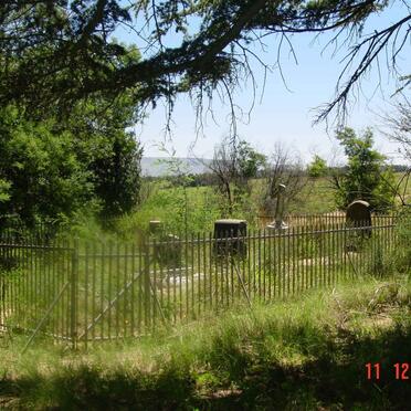 Free State, HARRISMITH district, Swinburne, Wydgelegen 185, farm cemetery