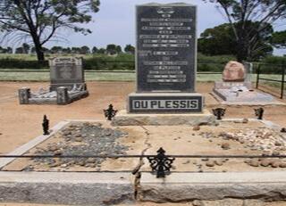 PLESSIS Jacobus, A.J., du 1845-1920 &amp; Gesina Hilliconda BRINKERINK 1858-1921  