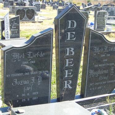BEER Jozua I.P., de 1929-1987 &amp; Magdalena E.C. JANSEN VAN RENSBURG 1932-