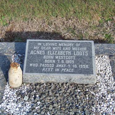 LOOTS Agnes Elizabeth nee WESTCOTT 1909-1958