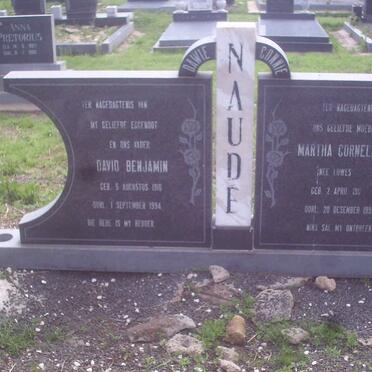 NAUDE David Benjamin 1910-1994 &amp; Martha Cornelia LOWES 1911-1995