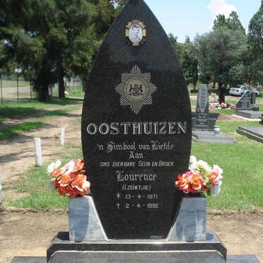 OOSTHUIZEN Lourence 1971-1992