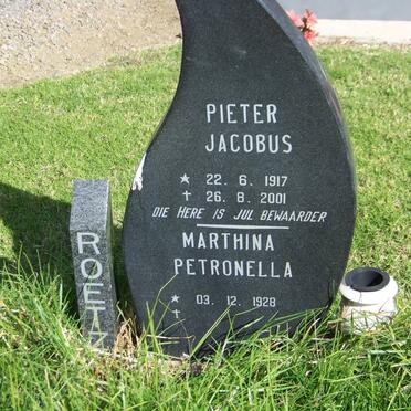 ROETZ Pieter Jacobus 1917-2001 &amp; Marthina Petronella 1928-