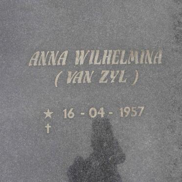 RAS Hendrik 1955-2001 &amp; Anna Wilhelmina VAN ZYL 1957- 