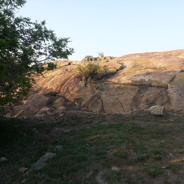Free State, KOPPIES district, Enkelbosch 31, farm cemetery_2