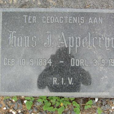 A - Surnames :: Vanne - A