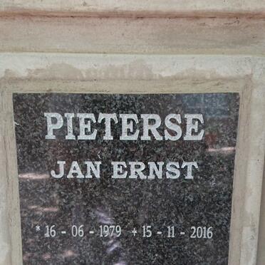 PIETERSE Jan Ernst 1979-2016