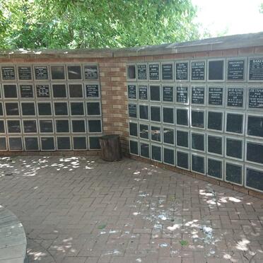 5. Overview / Oorsig - gedenkmuur