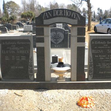 HOVEN Clifton Aubrey, van der 1894-1980 &amp; Helena Susanna DELPORT 1895-1956