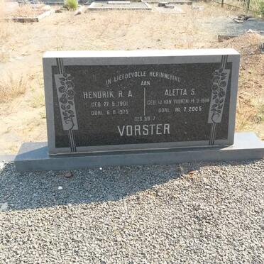 VORSTER Hendrik R.A. 1901-1975 &amp; Aletta S. J. VAN VUUREN 1908-2005