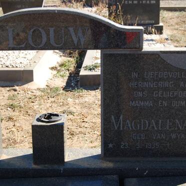 LOUW Josias J. 1933-1994 &amp; Magdalena J. VAN WYK 1935 -