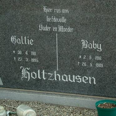 HOLTZHAUSEN Callie 1911-1995 &amp; Baby 1916-1989
