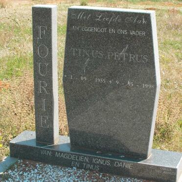 FOURIE Tinus Petrus 1955-1998