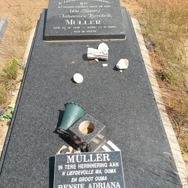 MULLER Rensie Adriana 1919-2012