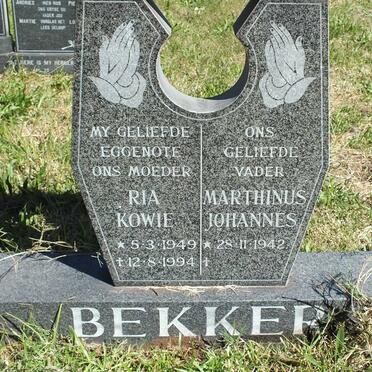BEKKER Marthinus Johannes 1942- &amp; Ria Kowie 1949-1994