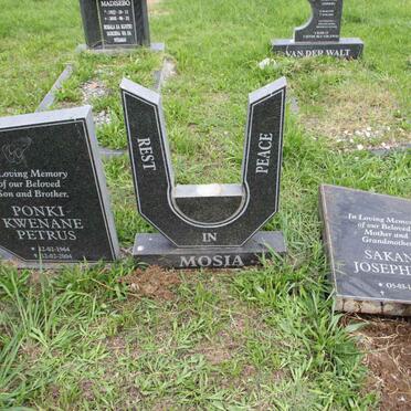 MOSIA Sakani Josephine 1943- :: MOSIA Ponki Kwenane Petrus 1964-2004