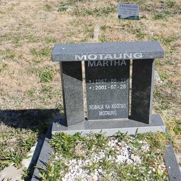 MOTAUNG Martha 1967-2001